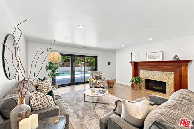 6511 Wooster Avenue, Ladera Heights, CA 90056