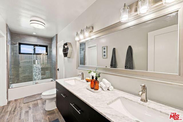 6511 Wooster Avenue, Ladera Heights, CA 90056