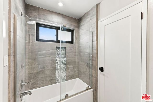 6511 Wooster Avenue, Ladera Heights, CA 90056