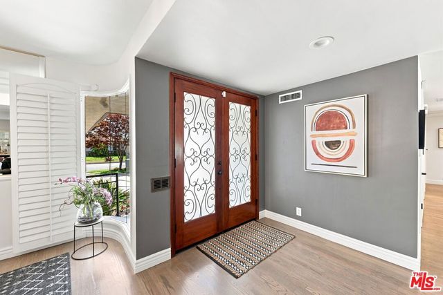 6511 Wooster Avenue, Ladera Heights, CA 90056