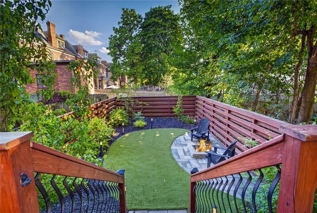5712 Hays St, East Liberty, PA 15206