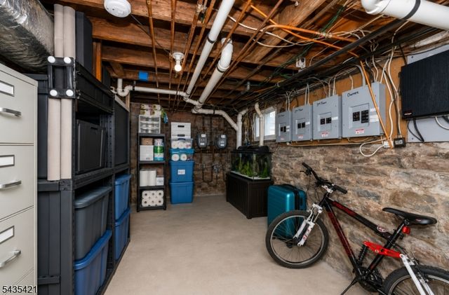21 Fitzherbert Street, Bloomfield Twp., NJ 07003