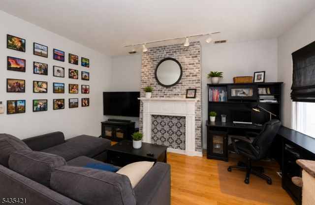 21 Fitzherbert Street, Bloomfield Twp., NJ 07003