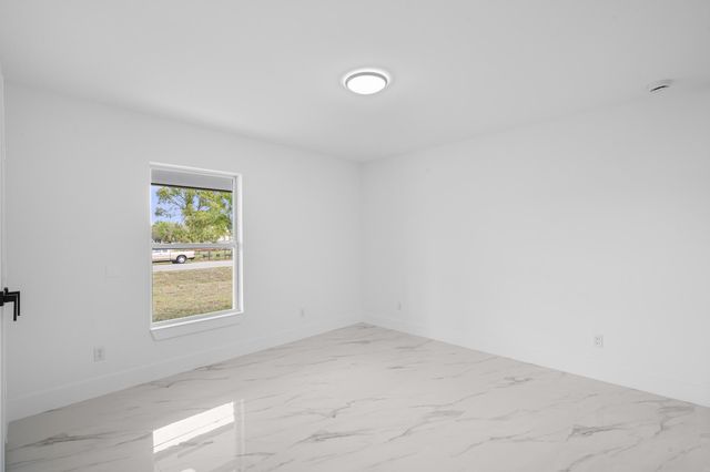 17923 NW 288th Street, Okeechobee, FL 34972