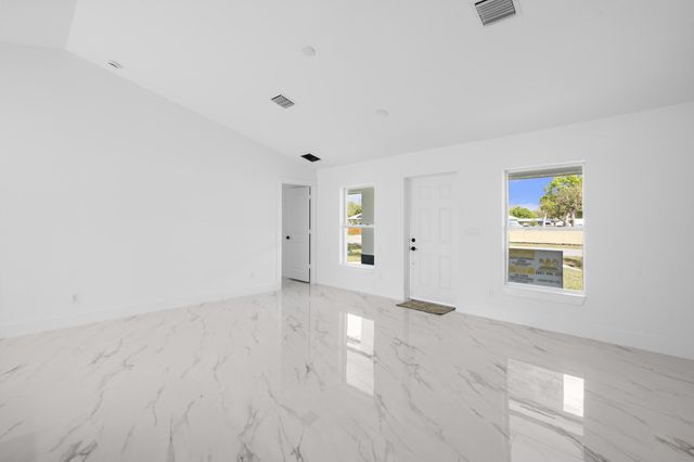 17923 NW 288th Street, Okeechobee, FL 34972