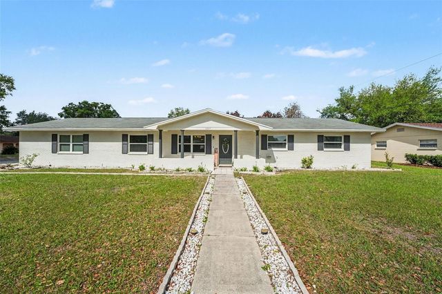 6227 E SOMERSET DR E DRIVE, Lakeland, FL 33813