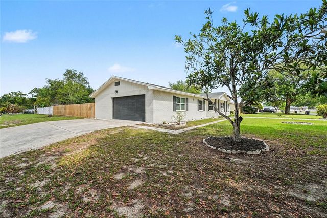 6227 E SOMERSET DR E DRIVE, Lakeland, FL 33813