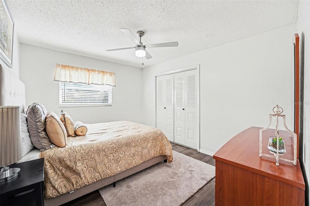 Image 17 of property listing at 6227 E SOMERSET DR E DRIVE, Lakeland, FL 33813