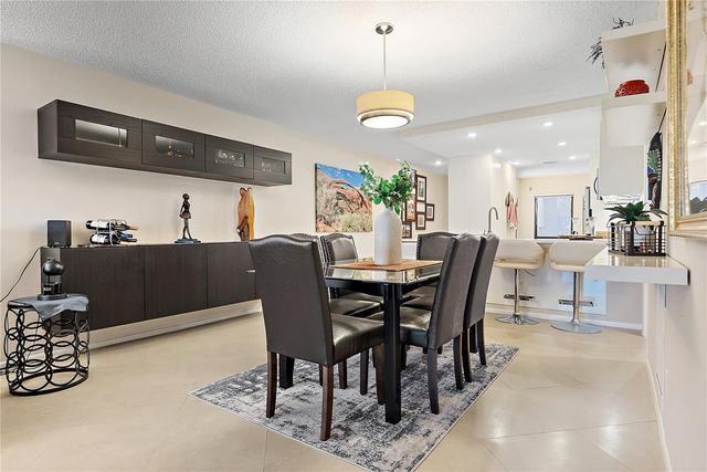 4780 BRITTANY DRIVE S 11, St Petersburg, FL 33715