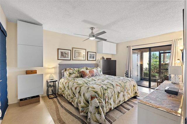 4780 BRITTANY DRIVE S 11, St Petersburg, FL 33715