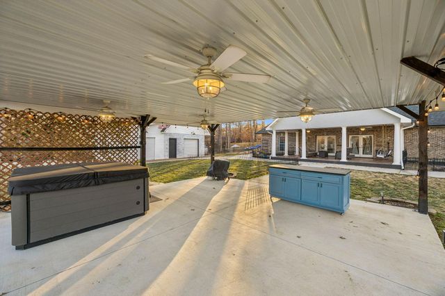 202 55th Avenue, Gruetli Laager, TN 37339