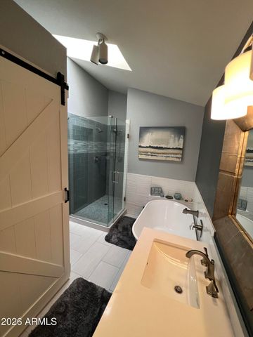 3534 E VERBENA Drive, Phoenix, AZ 85044