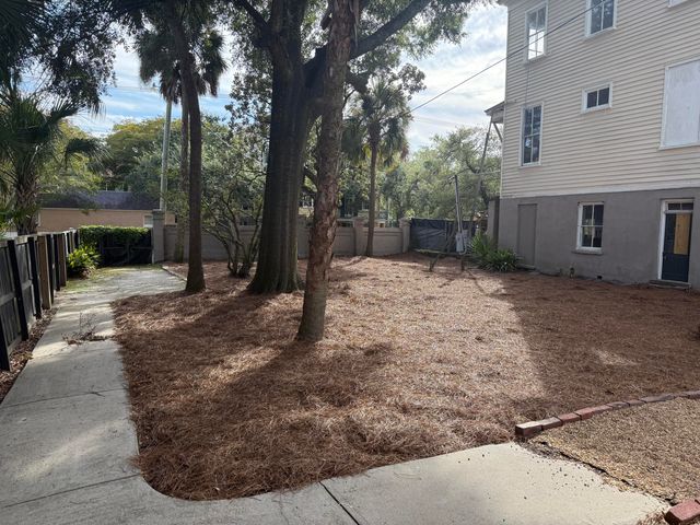 62 Montagu Street Carriage House, Charleston, SC 29401