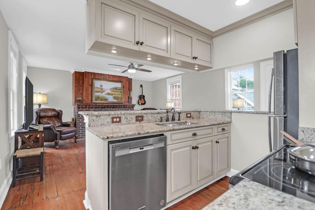 62 Montagu Street Carriage House, Charleston, SC 29401