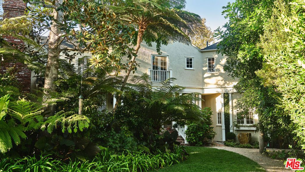 130 N Bristol Avenue, Los Angeles, CA 90049 — photo 3