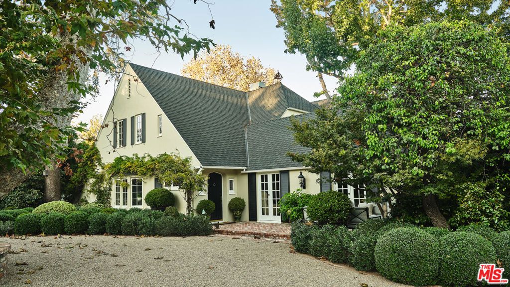 130 N Bristol Avenue, Los Angeles, CA 90049 — photo 4