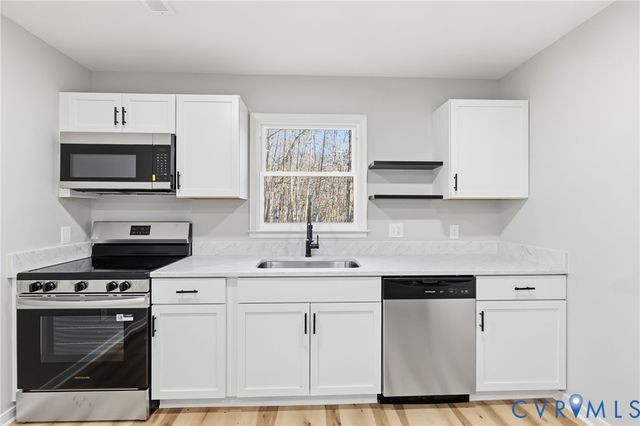 3128 Woodsong Dr, Midlothian, VA 23112