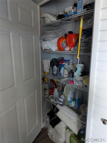 12046 W Gulf Breeze Court, Crystal River, FL 34429