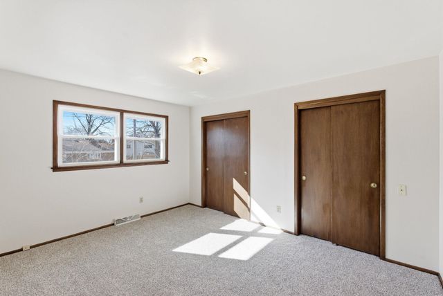 9015 W 11th St N, Wichita, KS 67212