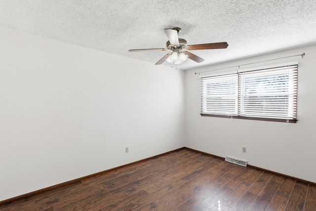 9015 W 11th St N, Wichita, KS 67212