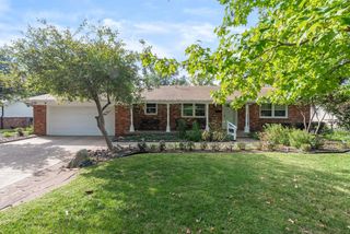 9015 W 11th St N, Wichita, KS 67212