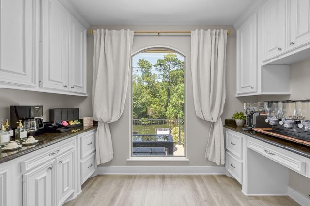 13847 Parkway Manor Drive, Willis, TX 77318