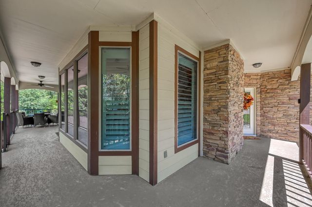 13847 Parkway Manor Drive, Willis, TX 77318