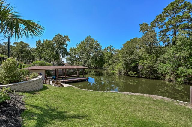 13847 Parkway Manor Drive, Willis, TX 77318