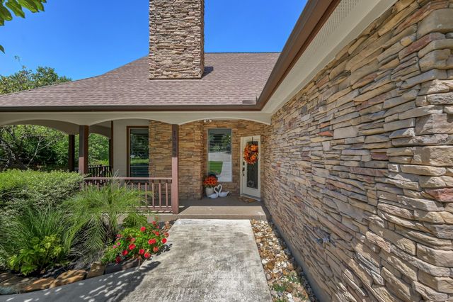 13847 Parkway Manor Drive, Willis, TX 77318