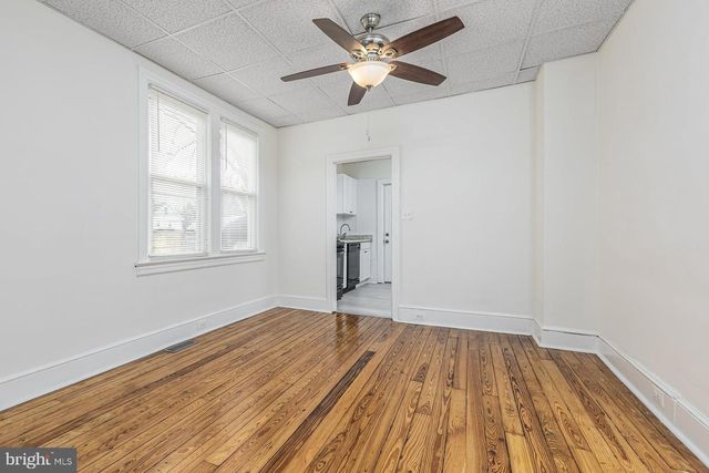 318 W BUCK ST, Paulsboro, NJ 08066