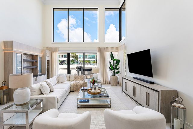 662 Boca Marina Court, Boca Raton, FL 33487