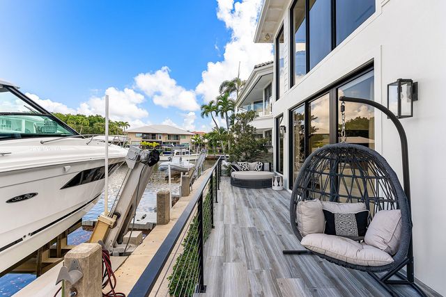 662 Boca Marina Court, Boca Raton, FL 33487