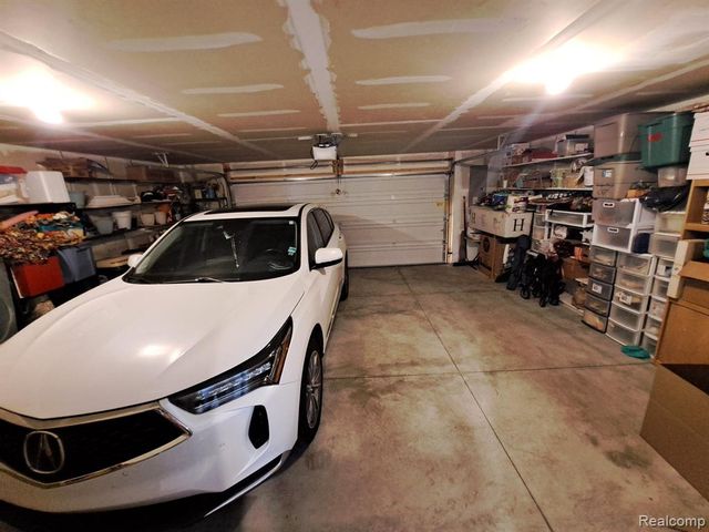 49503 Lantern Way, Canton, MI 48188