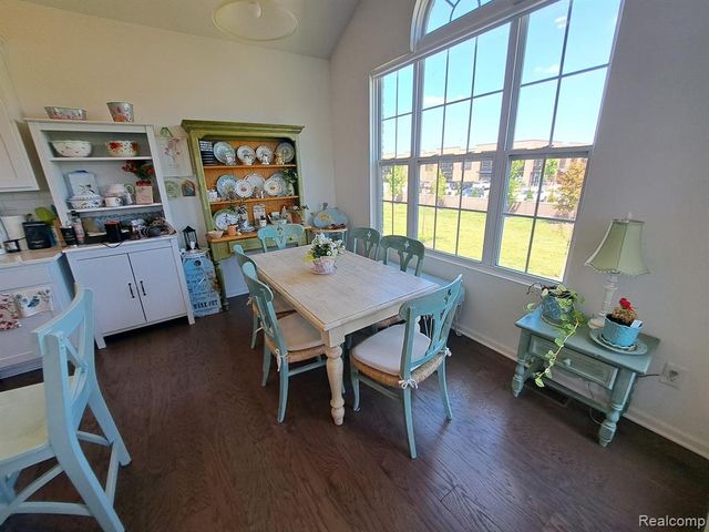 49503 Lantern Way, Canton, MI 48188