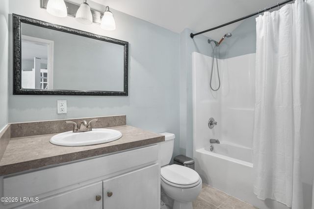 8 E River Drive, Beaufort, SC 29907