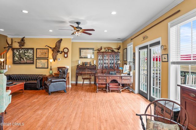 8 E River Drive, Beaufort, SC 29907