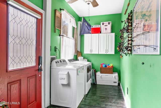 8 E River Drive, Beaufort, SC 29907