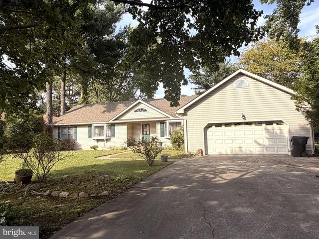 252 GREENVIEW DR, Dover, DE 19901