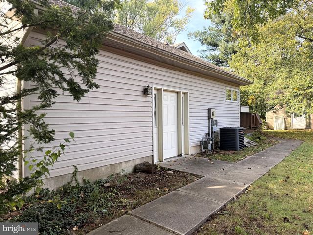 252 GREENVIEW DR, Dover, DE 19901