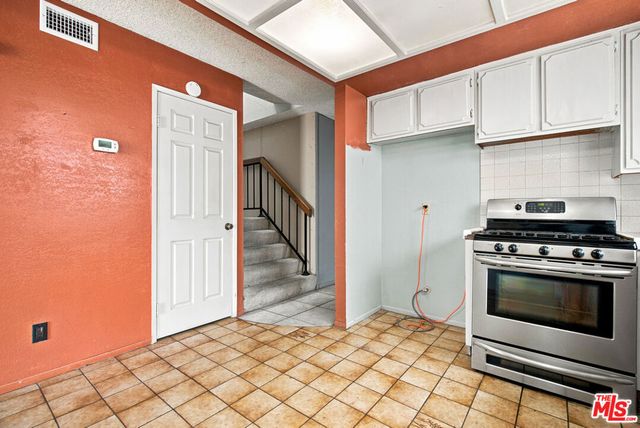 417 8th Street, Huntington Beach, CA 92648