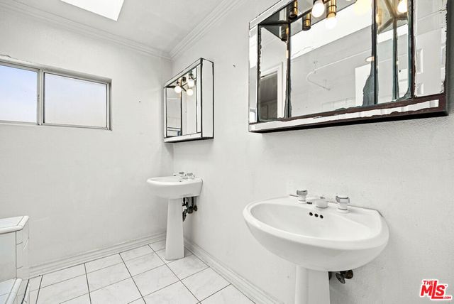 417 8th Street, Huntington Beach, CA 92648