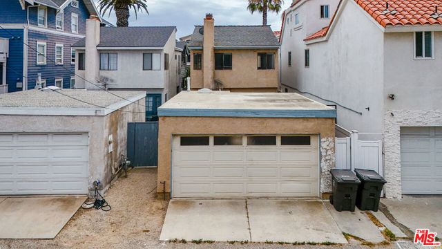 417 8th Street, Huntington Beach, CA 92648