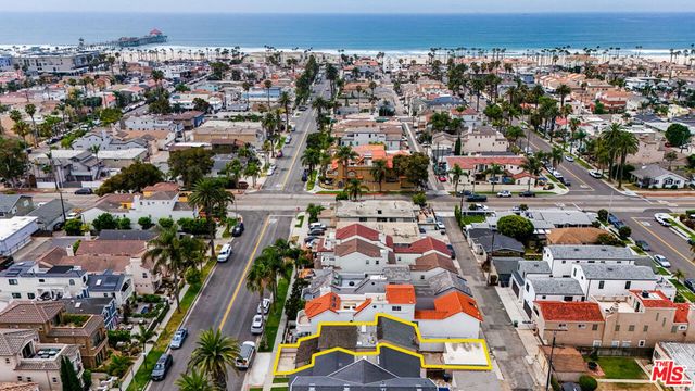 417 8th Street, Huntington Beach, CA 92648