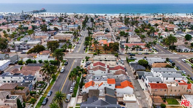 417 8th Street, Huntington Beach, CA 92648