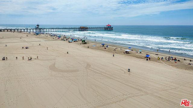 417 8th Street, Huntington Beach, CA 92648