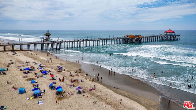 417 8th Street, Huntington Beach, CA 92648