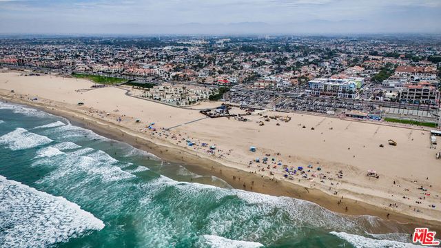 417 8th Street, Huntington Beach, CA 92648