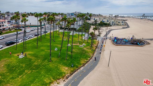 417 8th Street, Huntington Beach, CA 92648
