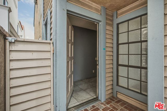417 8th Street, Huntington Beach, CA 92648