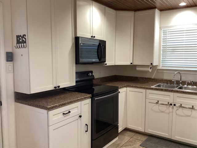 776 Ponderosa Drive, Hurst, TX 76053